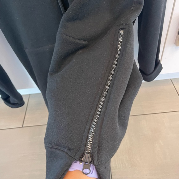 CYCLEBAR HOODIE NWT - Picture 5 of 5